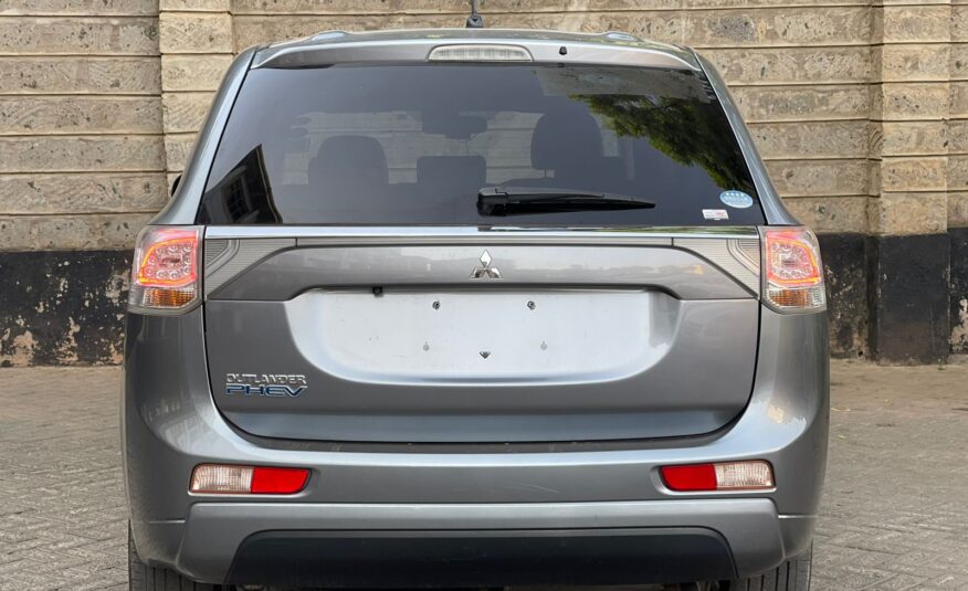 2015 Mitsubishi Outlander Phev