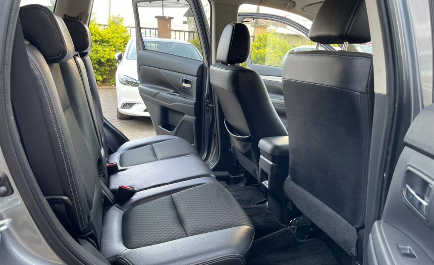 2015 Mitsubishi Outlander Phev