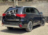 2016 Mitsubishi Outlander PHEV (Hybrid)
