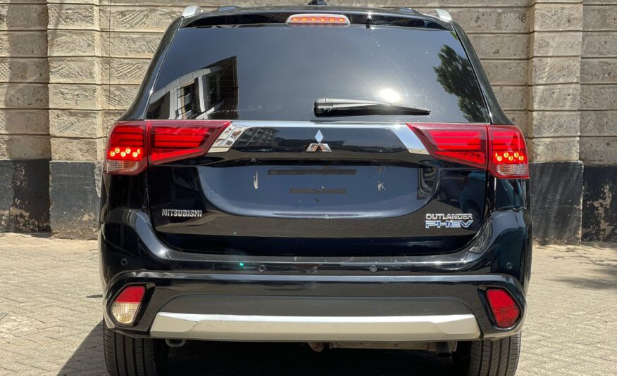 2016 Mitsubishi Outlander PHEV (Hybrid)