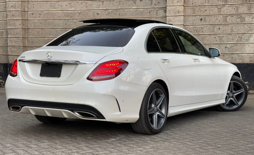 2014 Mercedes-Benz C200