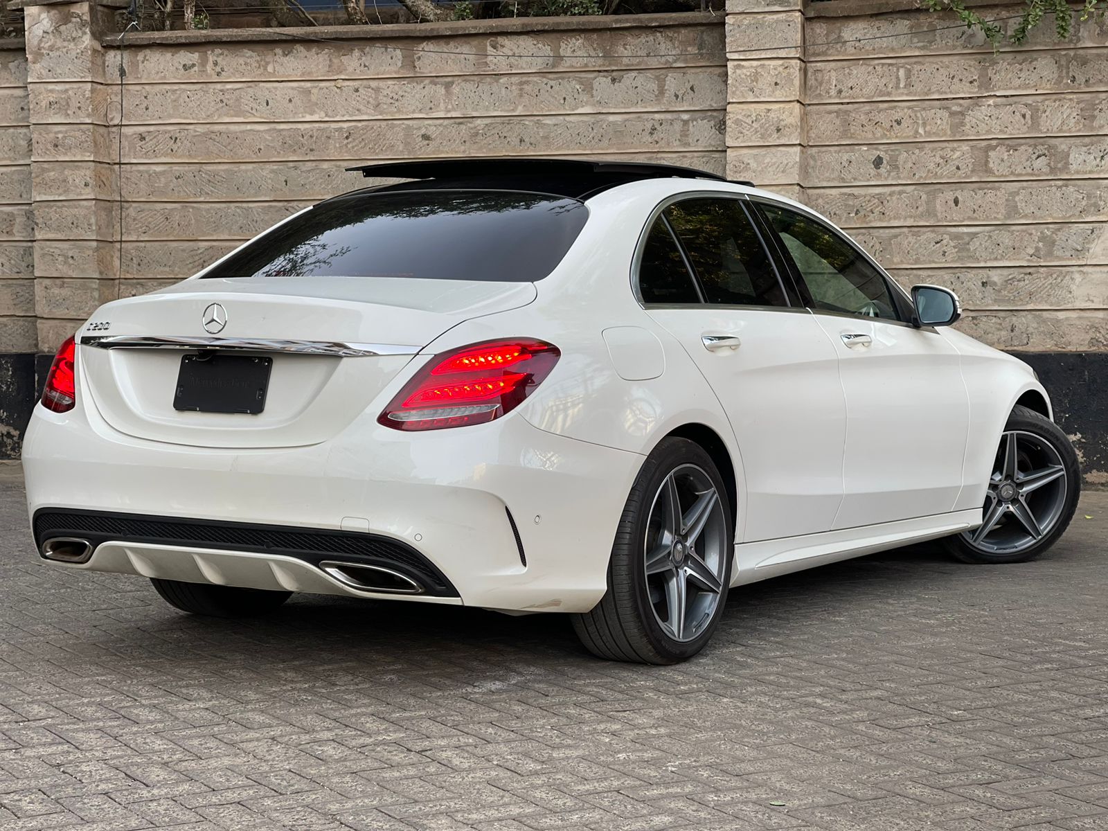 2014 Mercedes-Benz C200