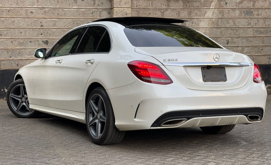 2014 Mercedes-Benz C200