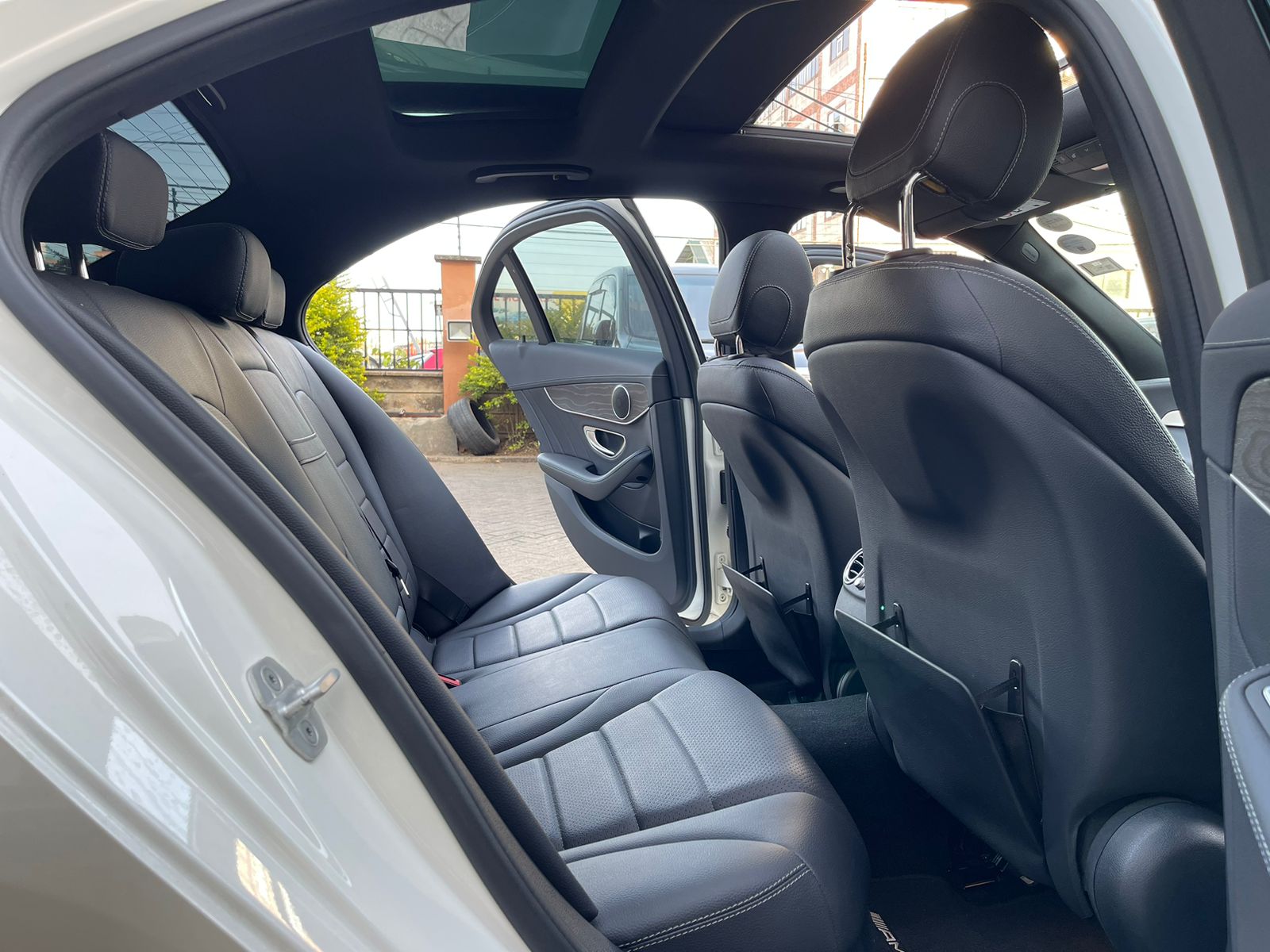 2014 Mercedes-Benz C200