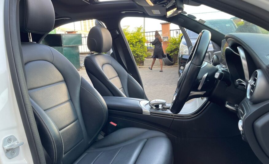 2014 Mercedes-Benz C200