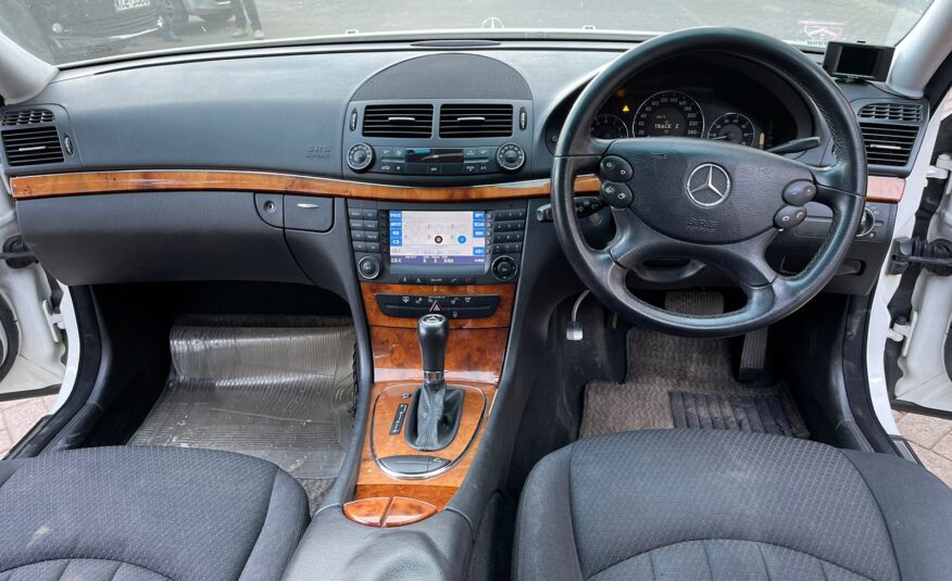 2009 Mercedes Benz E300