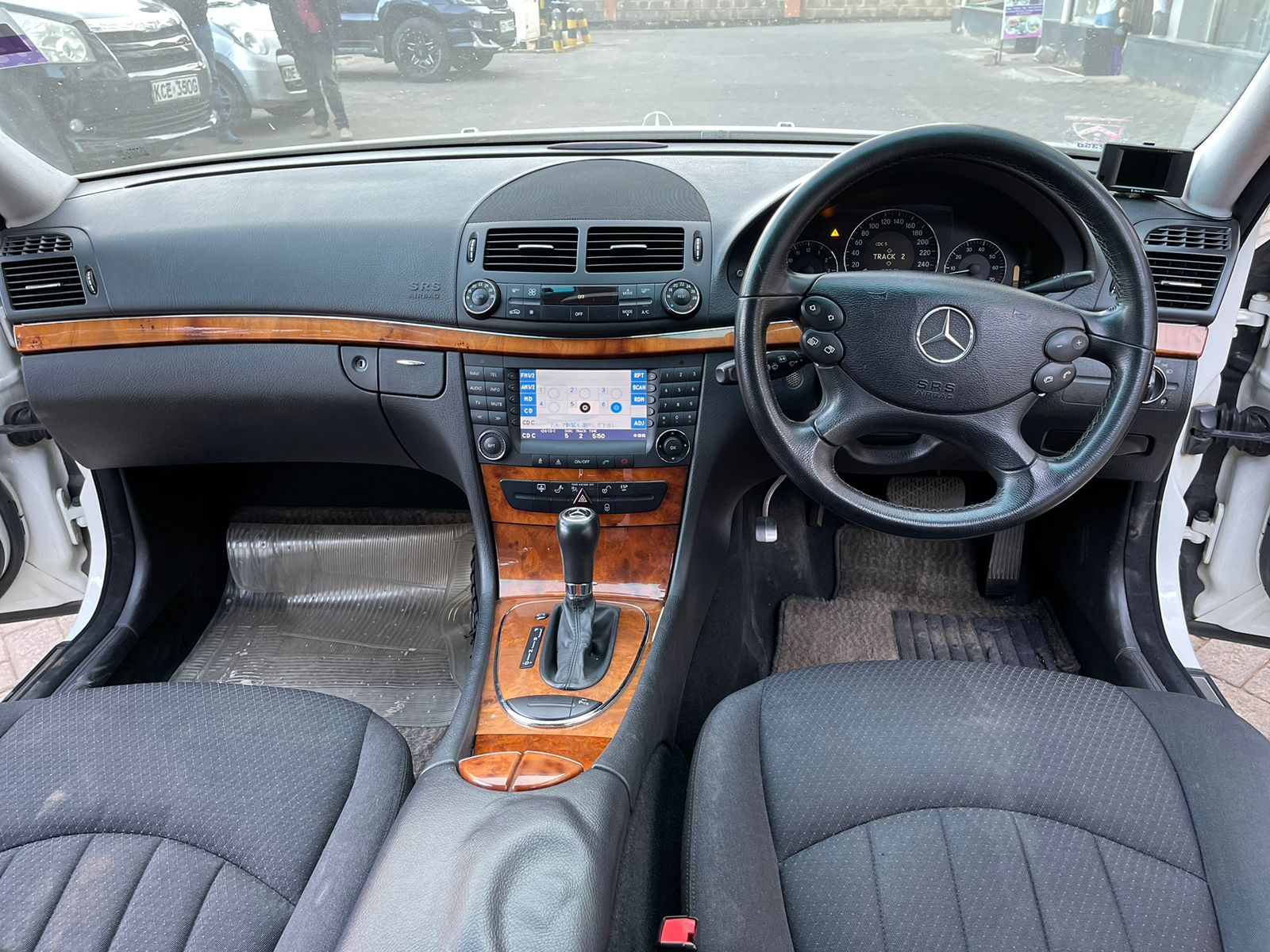 2009 Mercedes Benz E300