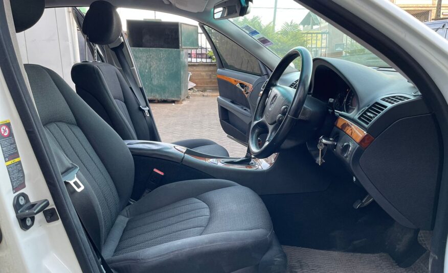2009 Mercedes Benz E300