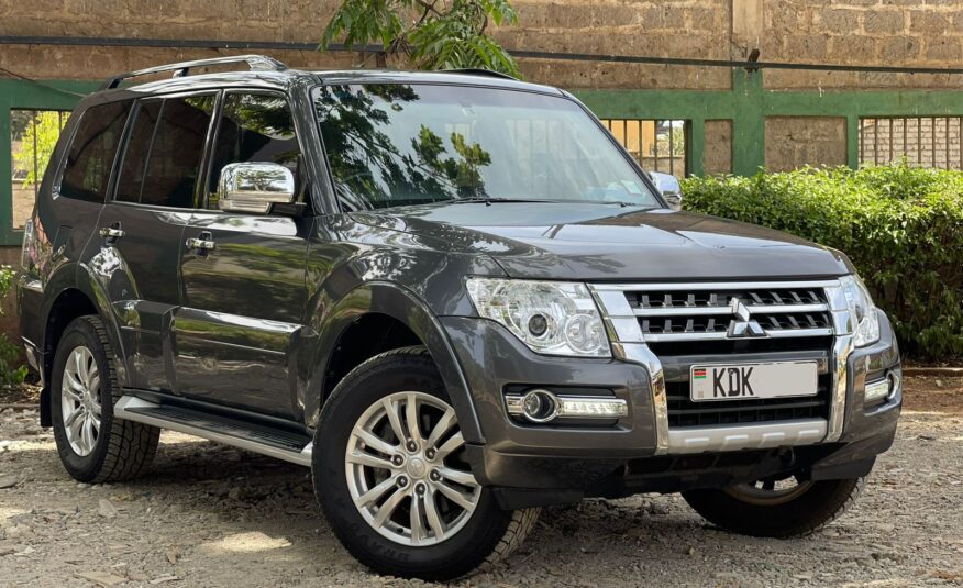 2016 Mitsubishi Pajero
