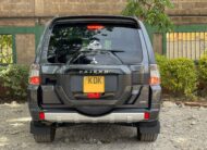 2016 Mitsubishi Pajero