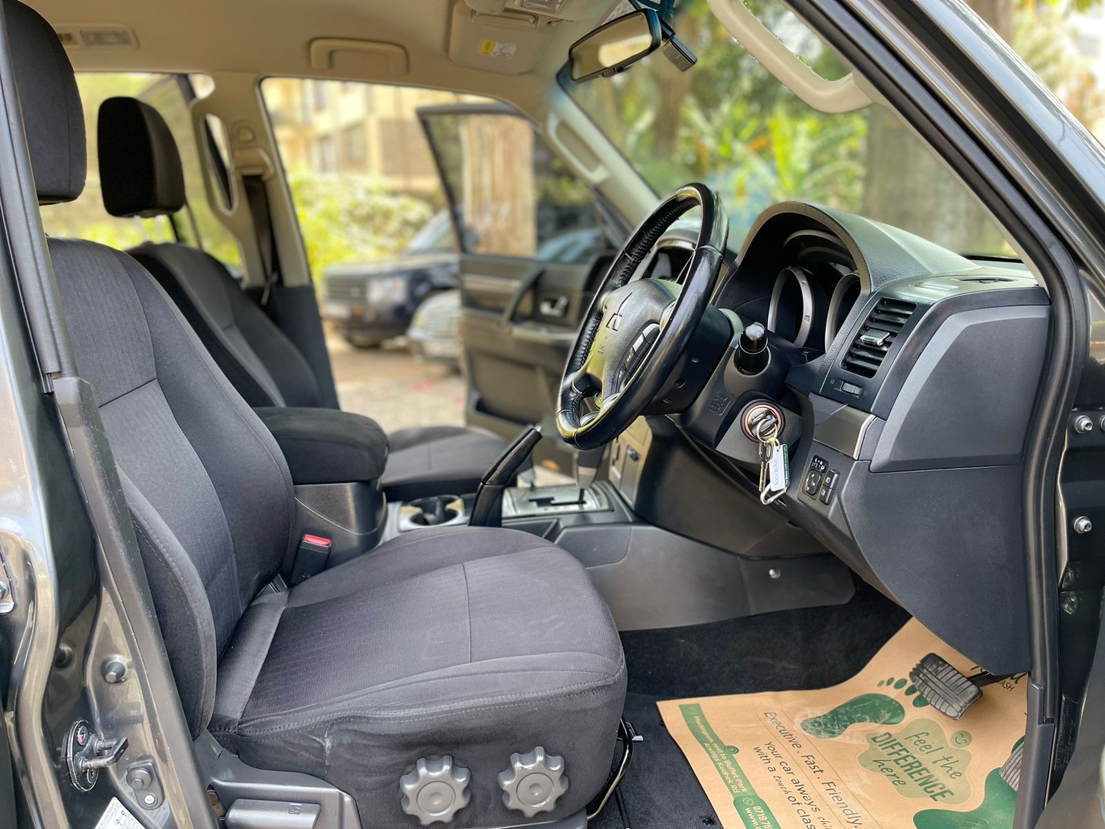 2016 Mitsubishi Pajero