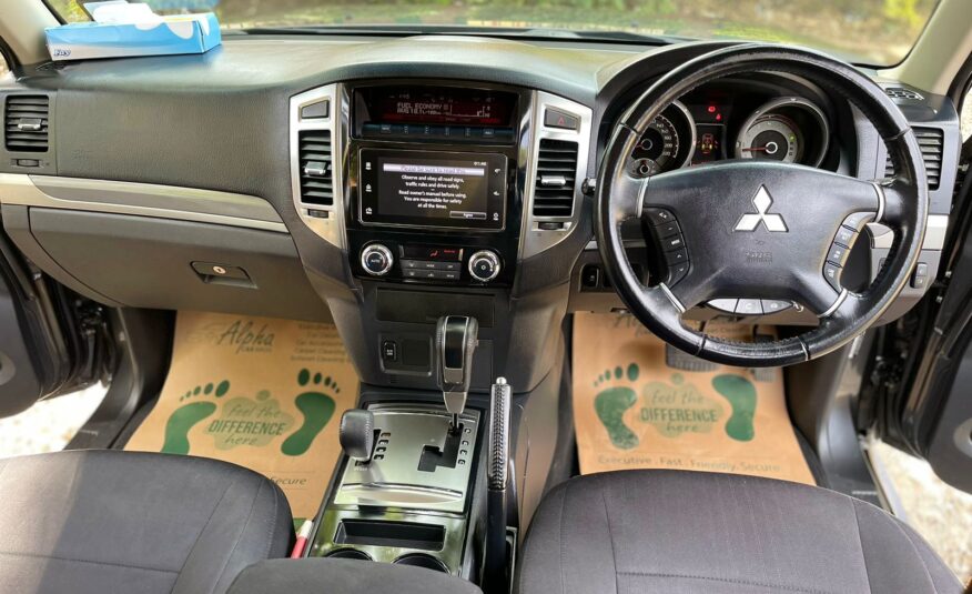 2016 Mitsubishi Pajero