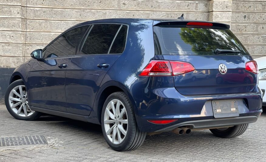 2014 Volkswagen Golf TSI