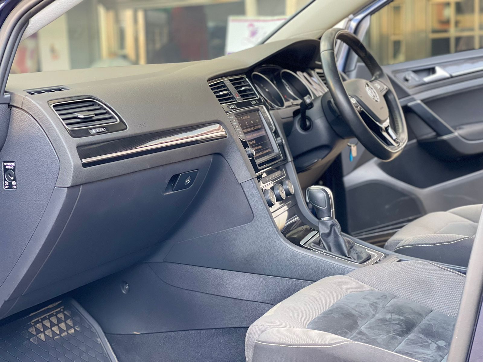 2014 Volkswagen Golf TSI