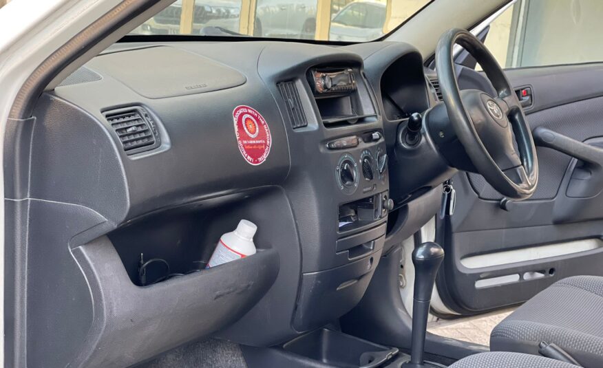 2006 Toyota Succeed