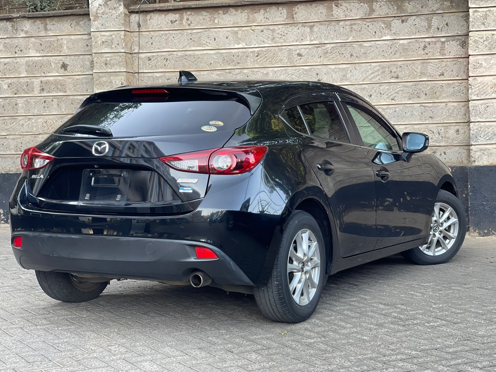 2014 Mazda Axela
