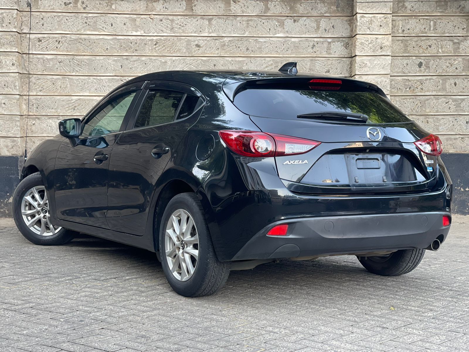 2014 Mazda Axela