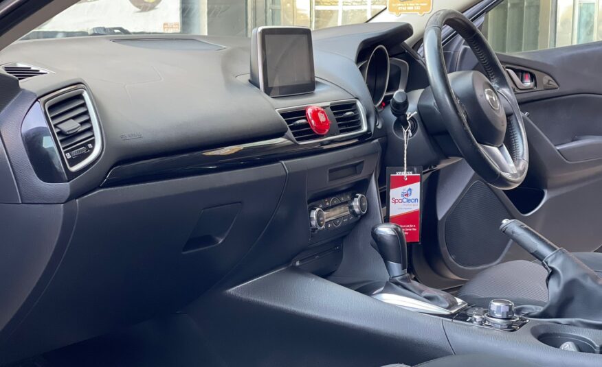 2014 Mazda Axela