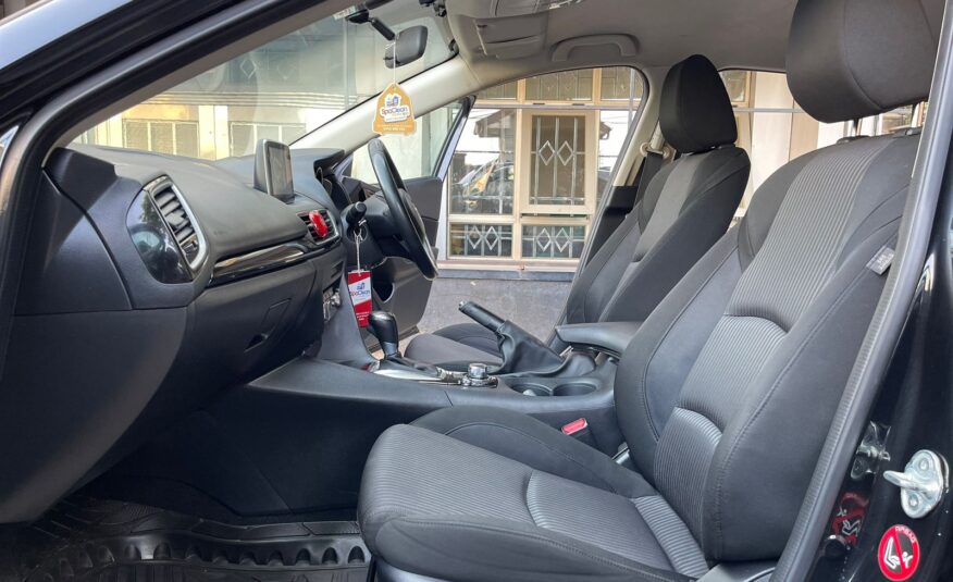 2014 Mazda Axela