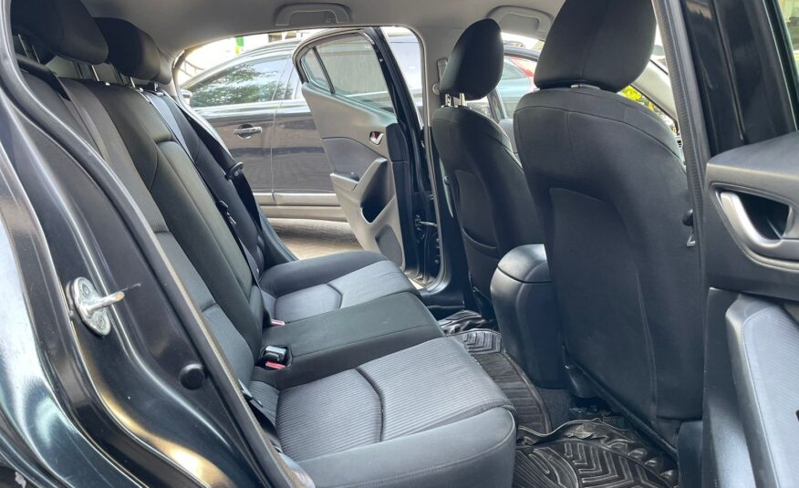 2014 Mazda Axela