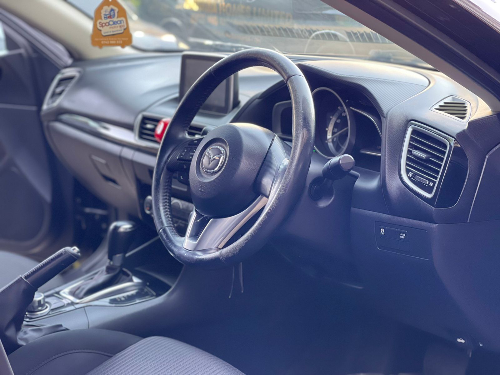 2014 Mazda Axela