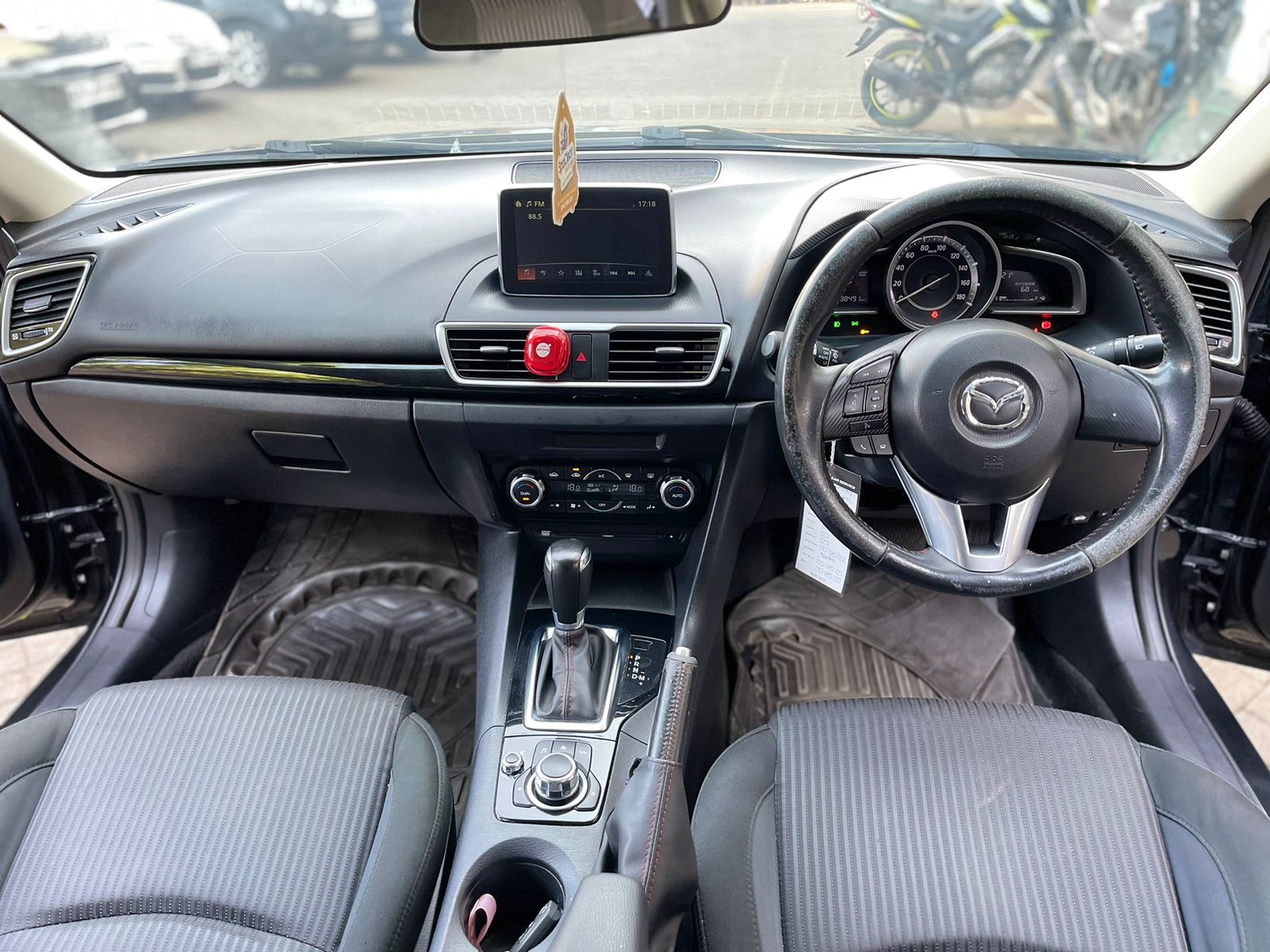 2014 Mazda Axela