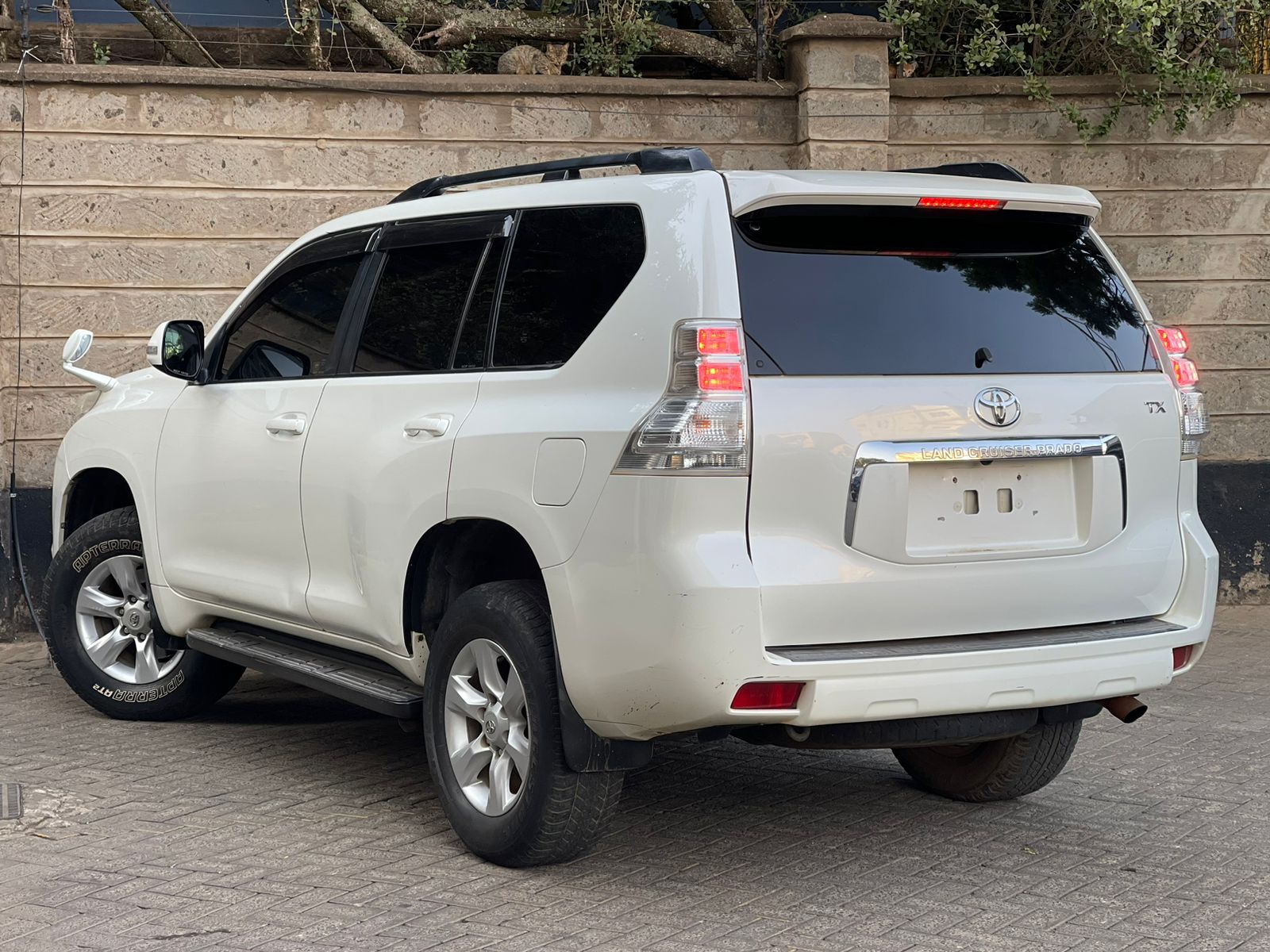 2011 Toyota Landcruiser Prado TX J150