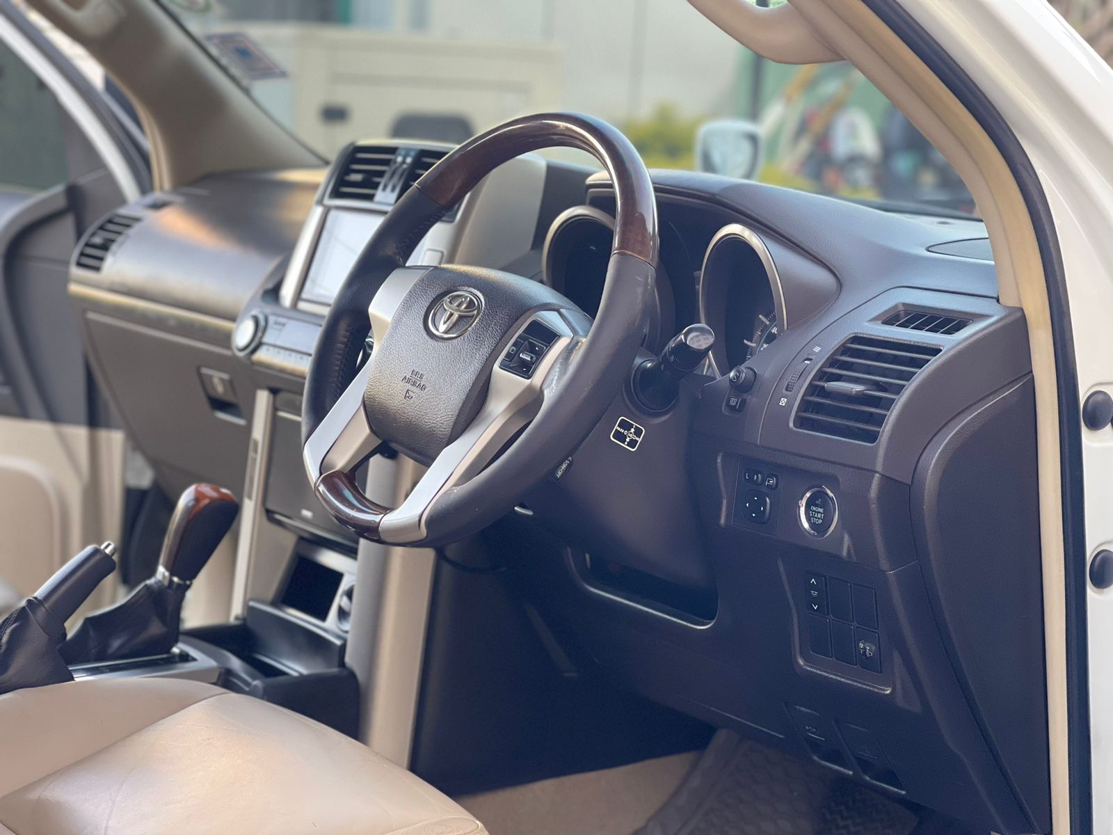 2011 Toyota Landcruiser Prado TX J150