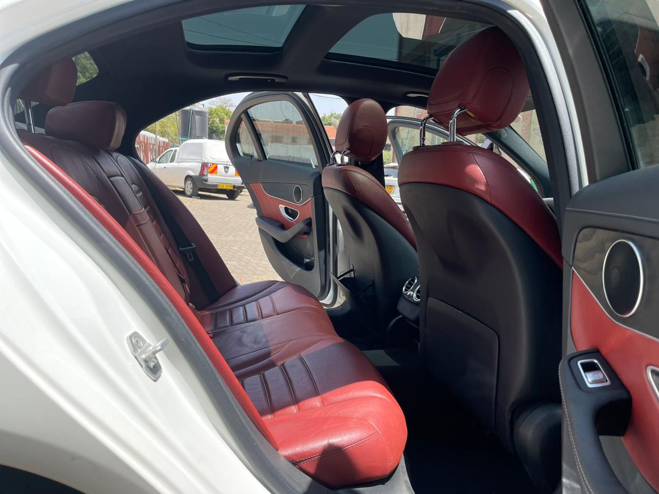 2014 Mercedes-Benz C180