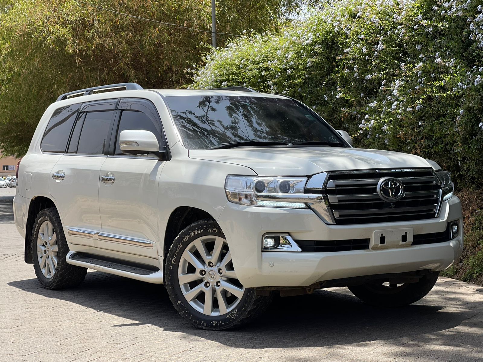 2014 Toyota Landcruiser V8 ZX