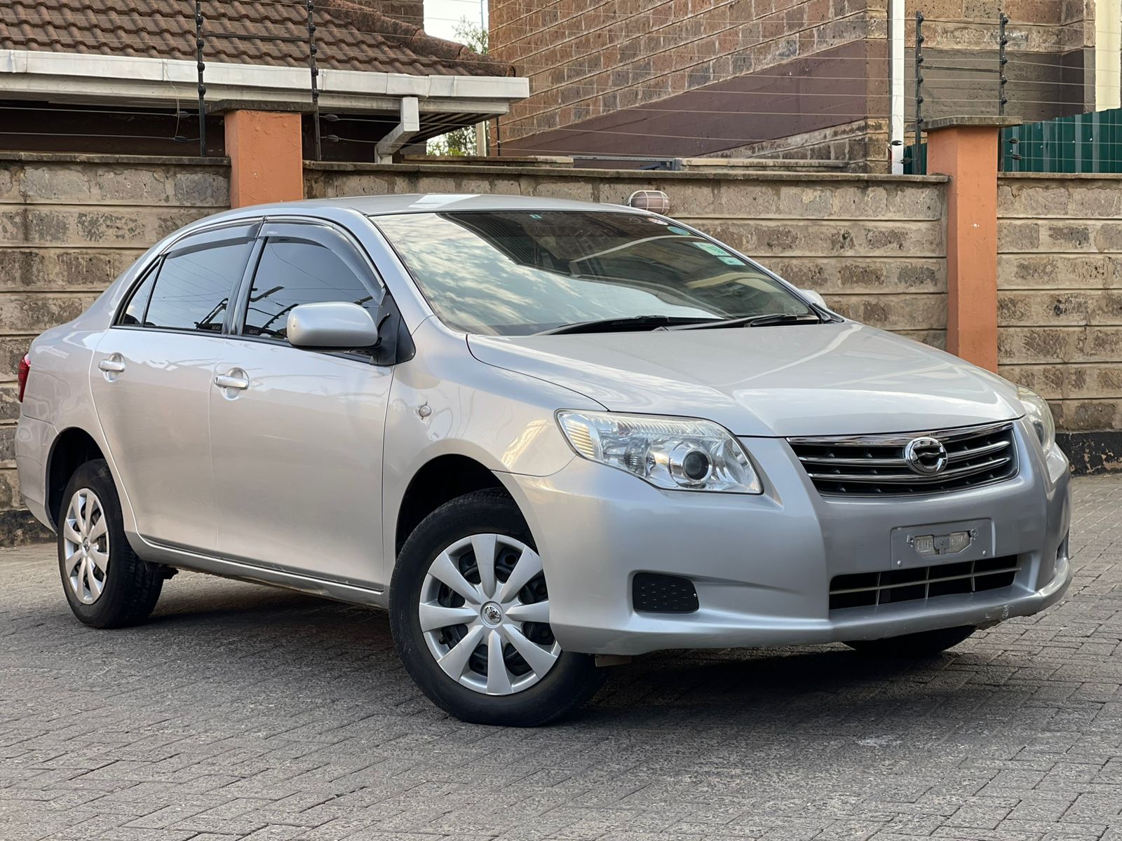 2011 Toyota Axio