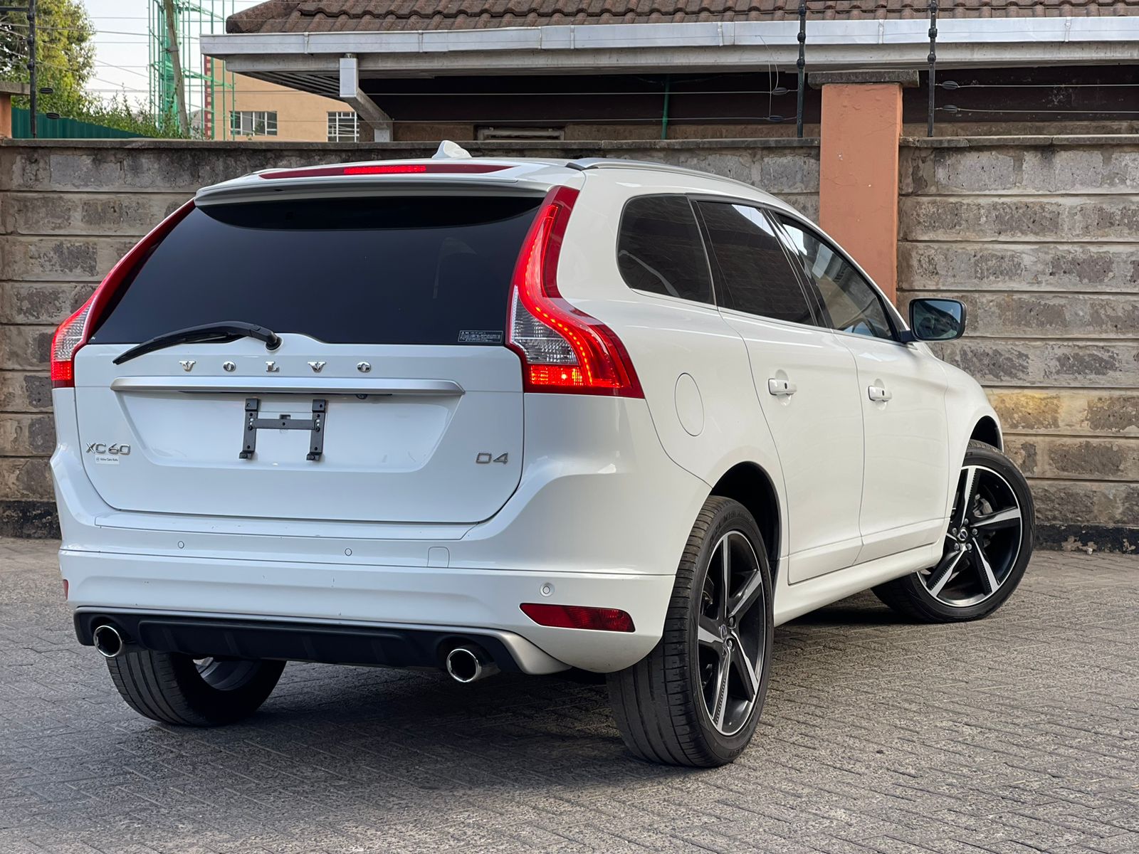 2015 Volvo XC60 D4