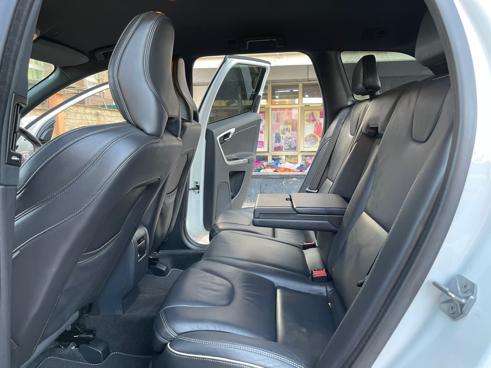 2015 Volvo XC60 D4