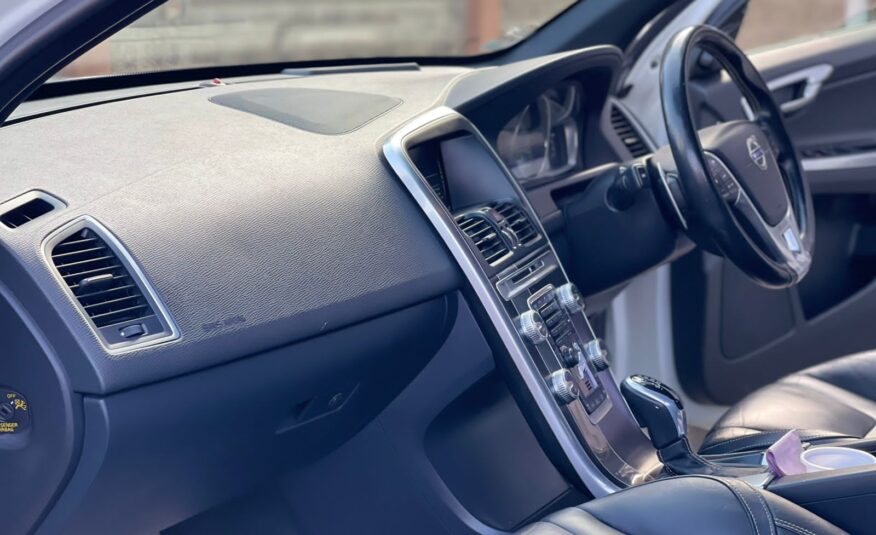 2015 Volvo XC60 D4