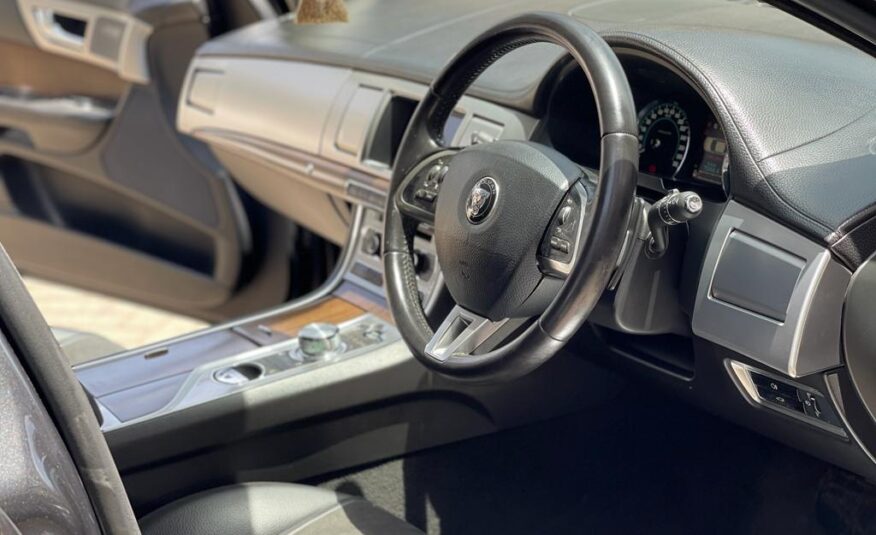 2015 Jaguar XF