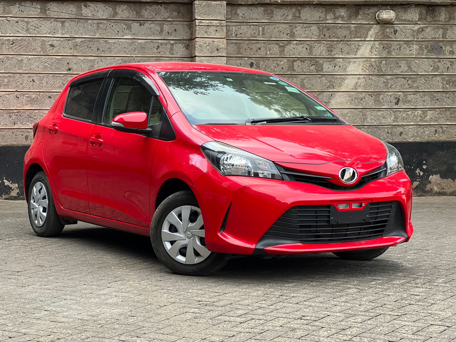 2015 Toyota Vitz
