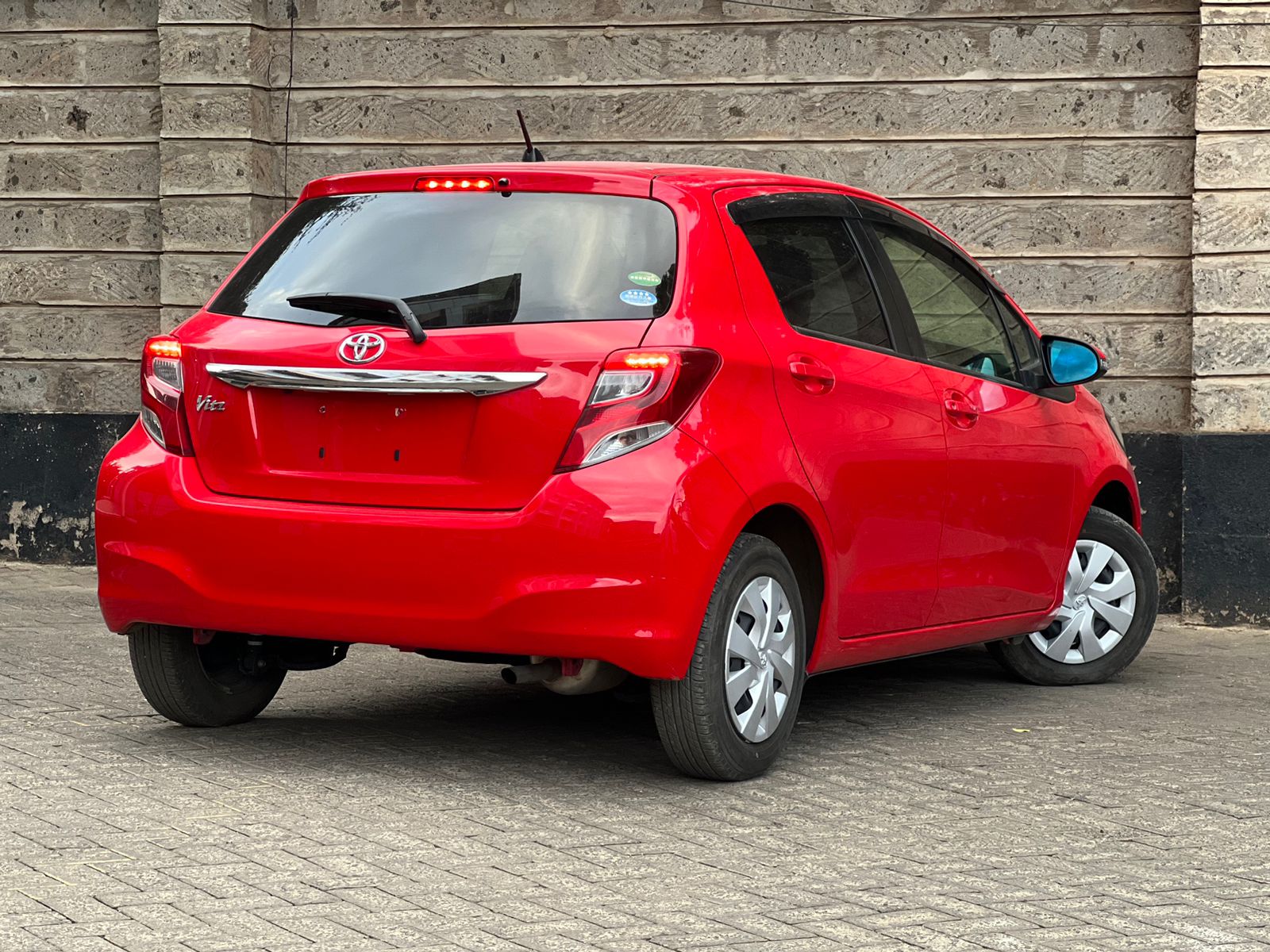 2015 Toyota Vitz