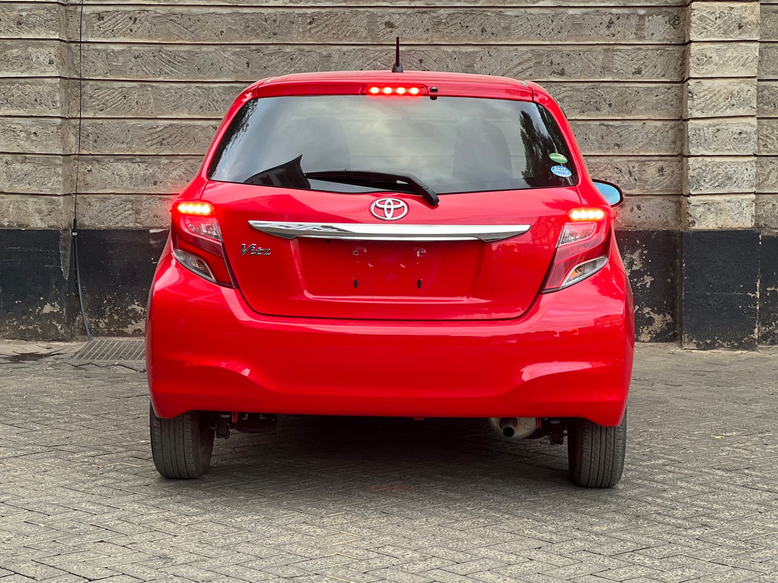 2015 Toyota Vitz