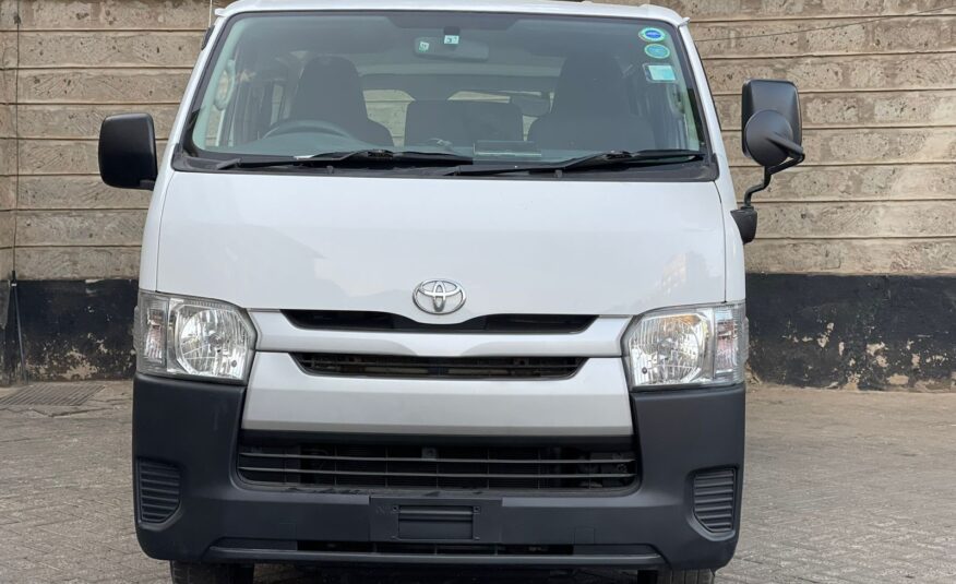 2015 Toyota Hiace