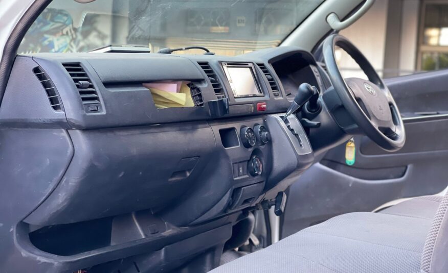 2015 Toyota Hiace