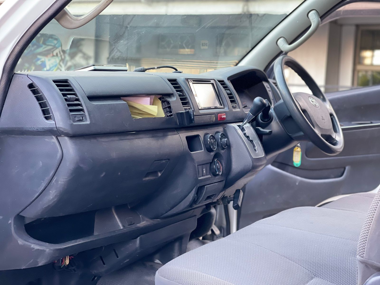 2015 Toyota Hiace