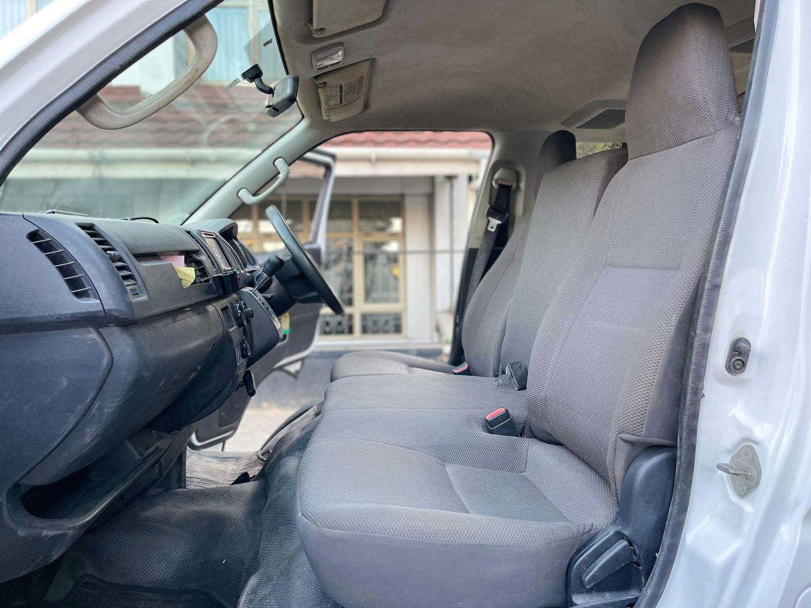 2015 Toyota Hiace