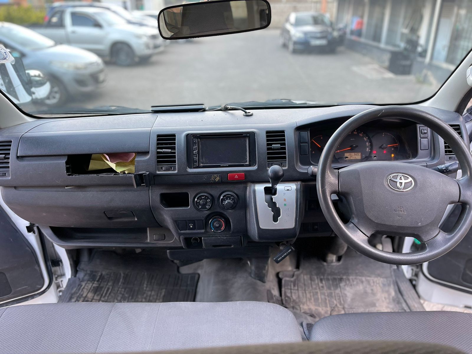 2015 Toyota Hiace