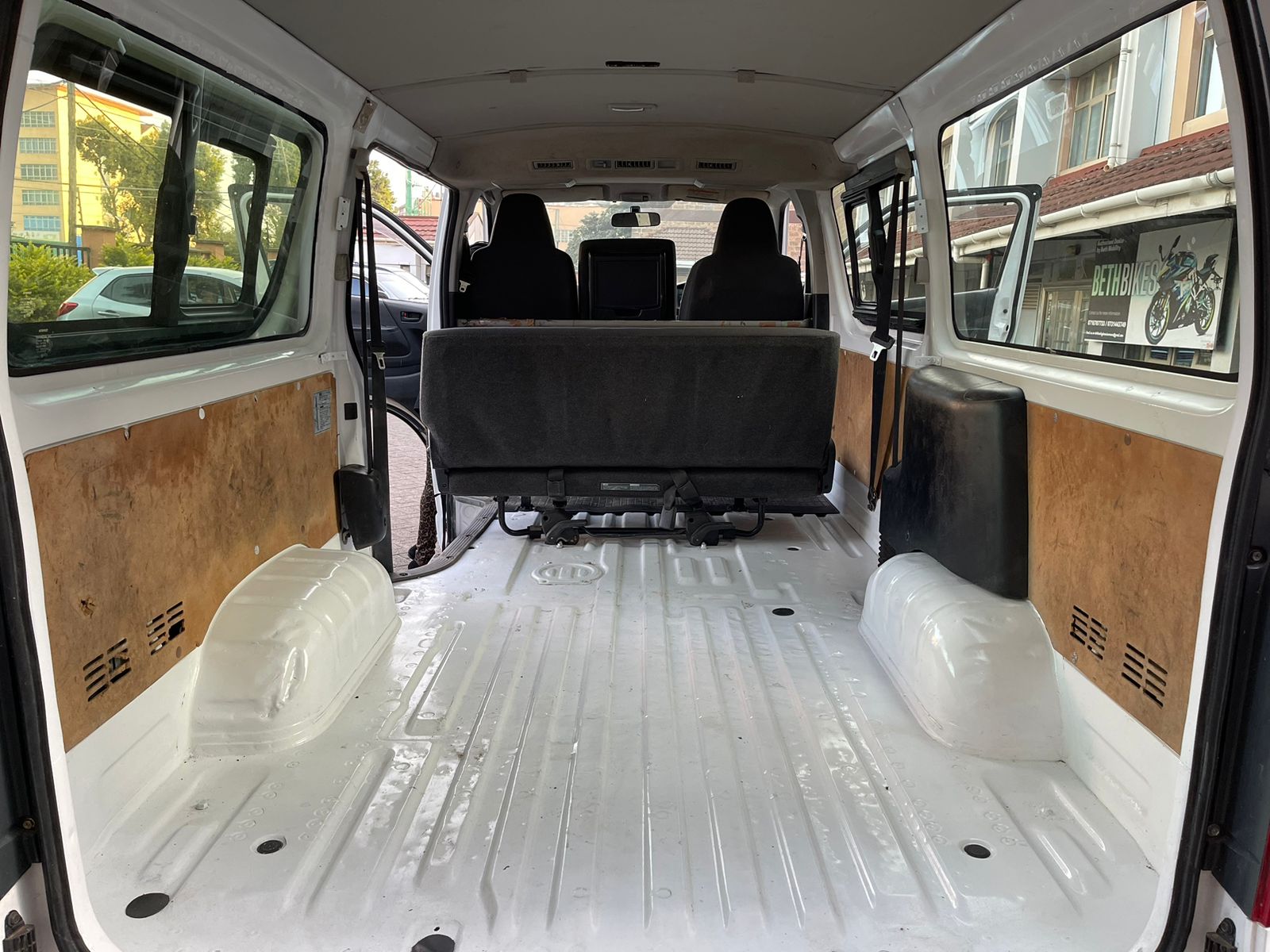 2015 Toyota Hiace