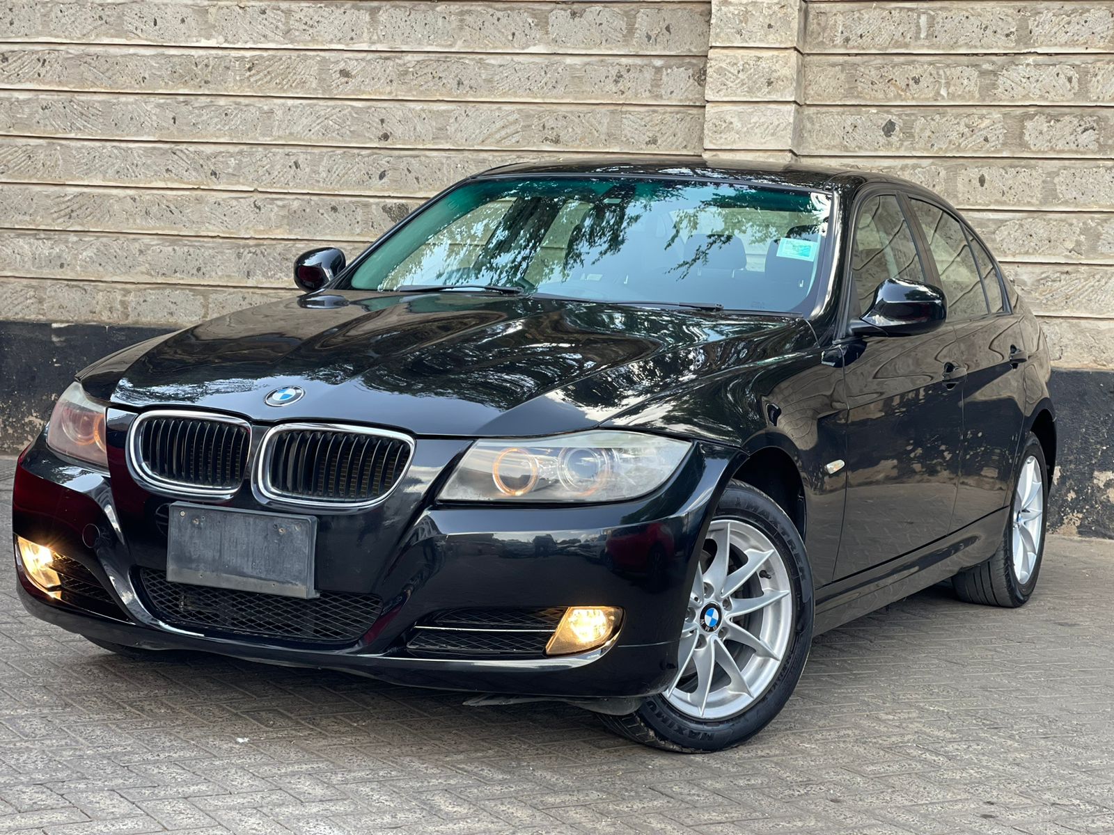 2011 BMW 320i