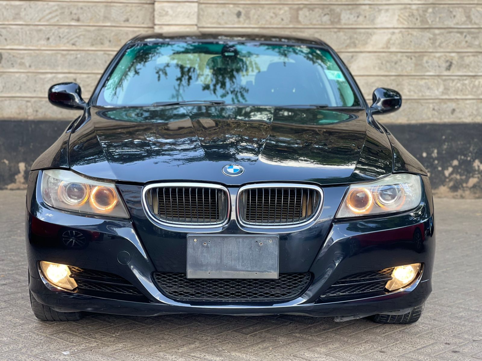 2011 BMW 320i