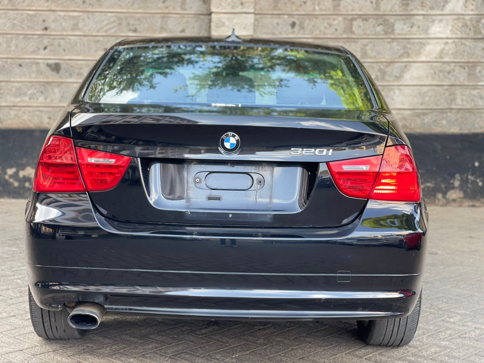2011 BMW 320i