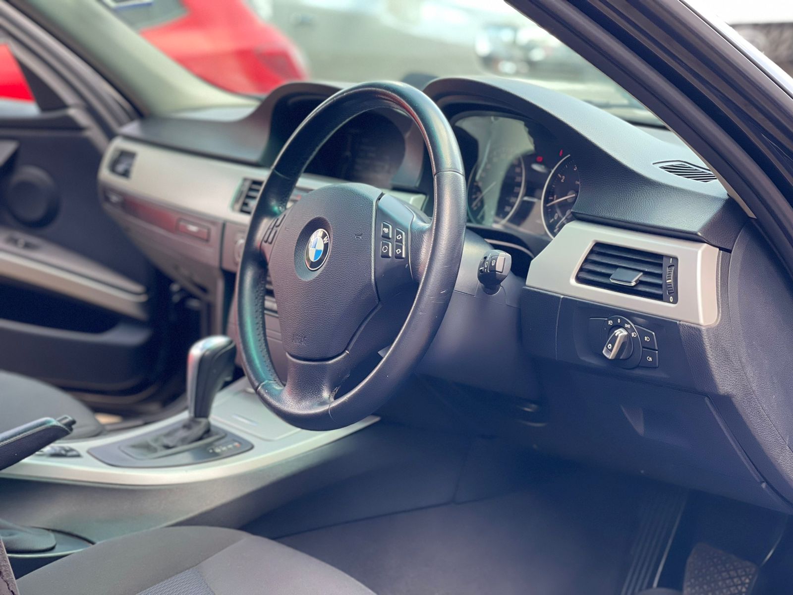2011 BMW 320i