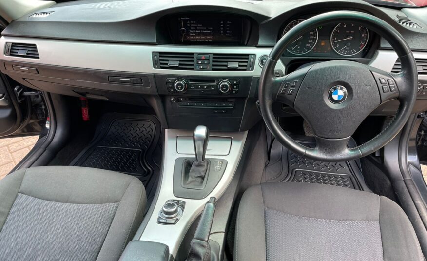 2011 BMW 320i