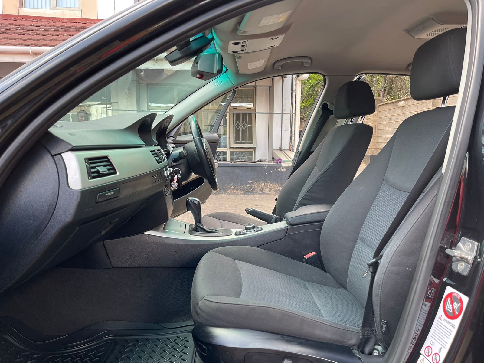 2011 BMW 320i